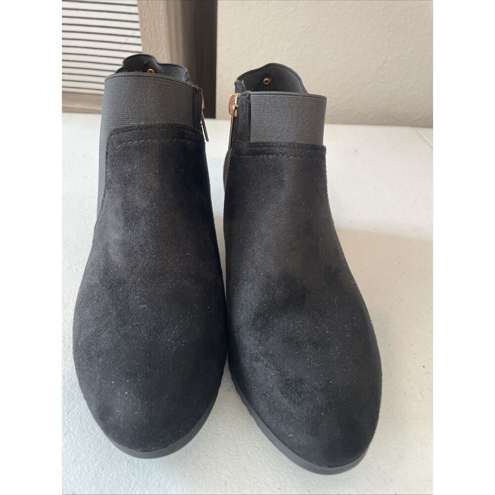 Cloudwalkers By Avenue Booties 8.5W Black Suede Ankle Boots Platform Side Zip